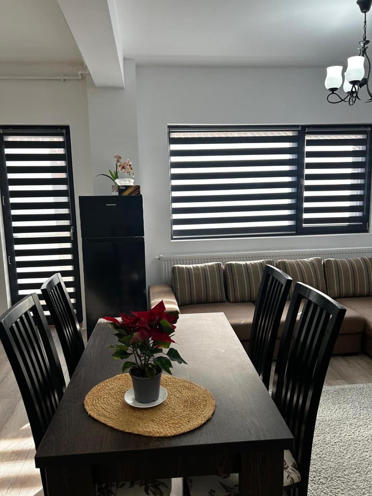 K&K Apartements كرايوفا المظهر الخارجي الصورة